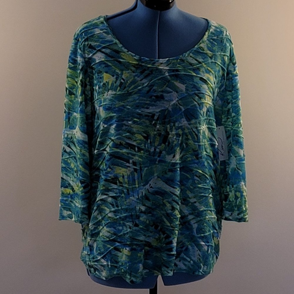 Textured Abstract Knit Top